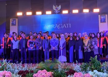 Wisuda Perdana SMA Unggulan Rushd, Founder Achmad Zaky: Be Change Marker!