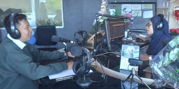 FIB UNS Padukan Budaya dan AI untuk Siapkan Lulusan Siap Kerja