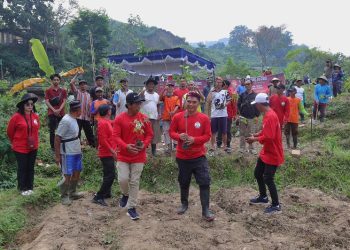 Sumanto Galakkan Penanaman Pohon di Girilayu sebagai Antisipasi Krisis Air saat Kemarau