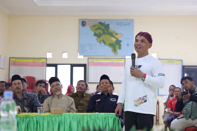 Sumanto Ajak Petani Kembangkan Kangkung dan Ayam Kampung