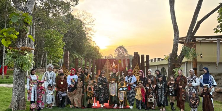 September Ceria di Kampung Alit, Hadirkan Keceriaan dan Kebersamaan Ibu dan Anak