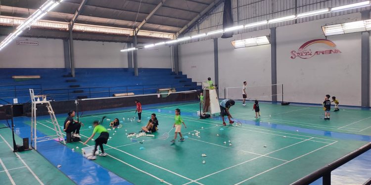 PB Tangkis Jaya Bangun Fondasi Bulutangkis Anak Sejak Usia Dini