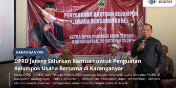 Salurkan Modal Usaha di Karanganyar, Sumanto Ajak Warga Kembangkan Potensi Ayam Kampung