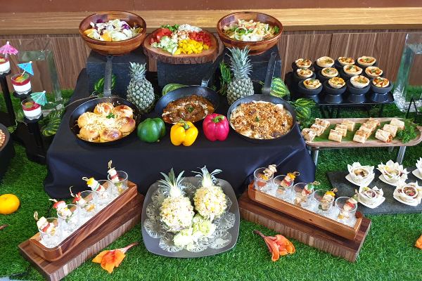 Hotel Grandhika Semarang Usung Tema Hawaii di Malam Tahun Baru