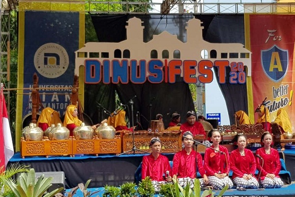 Hampir 4.000 Orang Ramaikan Dinusfest 2020