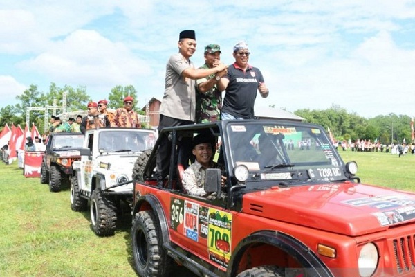 Batang Banjir, Warga Gelar Kirab Merah Putih