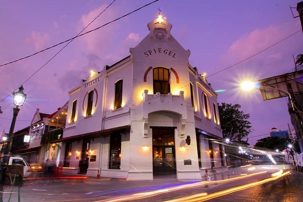 Semarang Melukis ‘Tuk Ungkapkan Cinta Meriahkan Valentine’s Day di Kota Lama