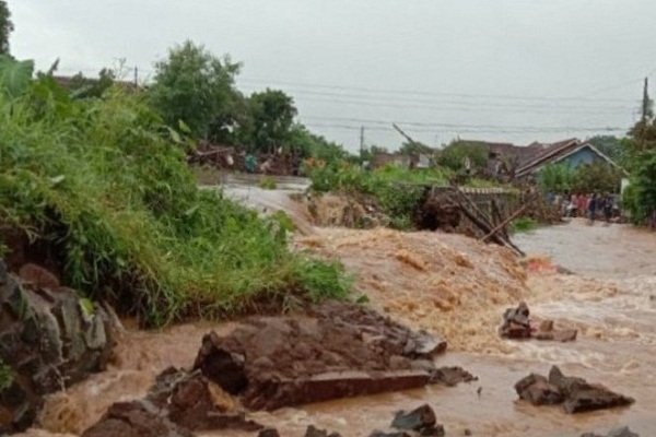 Tanggul Sungai di Kudus Jebol Lagi, Permukiman Kembali Banjir