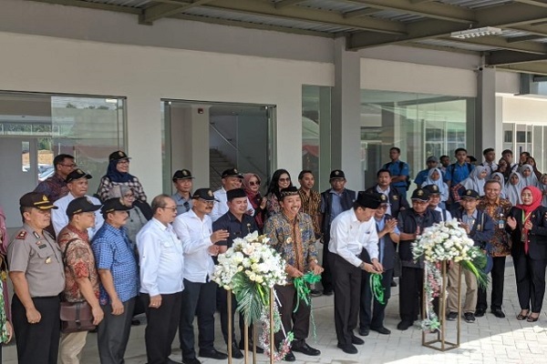 Undip Resmikan Gedung Baru di Rembang