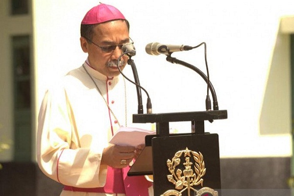 Keuskupan Agung Semarang Batasi Kegiatan Massal Ibadah Gereja