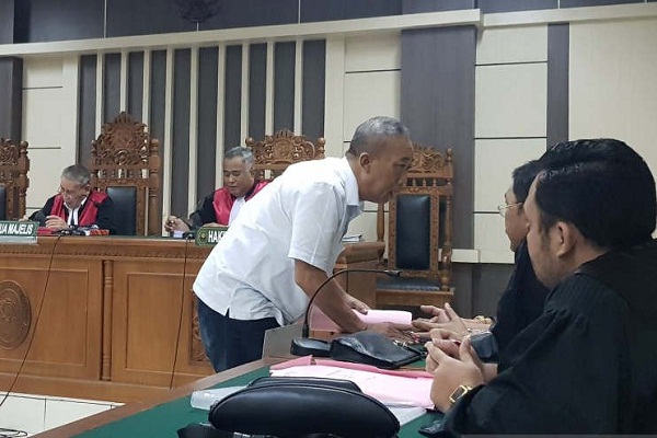 Tuntutan bagi Mantan Aspidsus Kejaksaan Jateng 3 Tahun Penjara