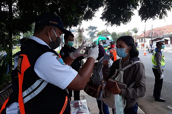 Penumpang Bus di Terminal Tingkir Salatiga Terpantau Demam