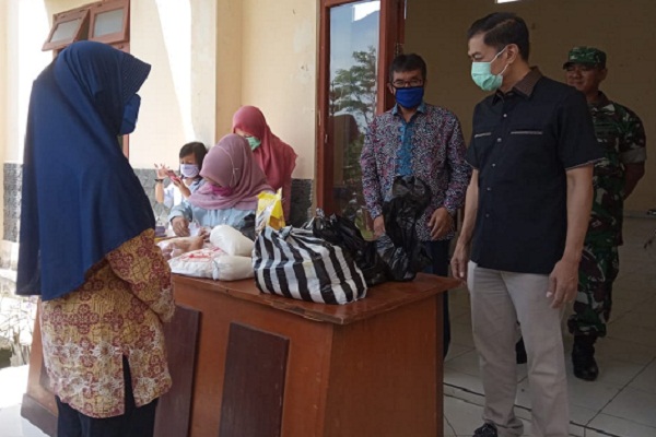 Catat! Ini Tahapan Pembagian Sembako bagi Warga Salatiga