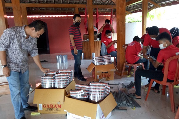 Anak Muda Grobogan Bikin APD Pelindung Wajah, Tujuannya Mulia…