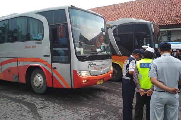 Kendaraan Pelat Luar Kota Kudus Bakal Wajib ke Terminal Jati