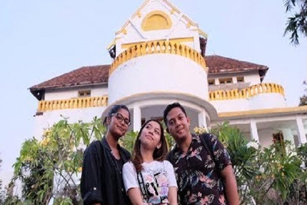 Ada Sosok Baik Hati Penunggu Rumah Harta Karun Semarang