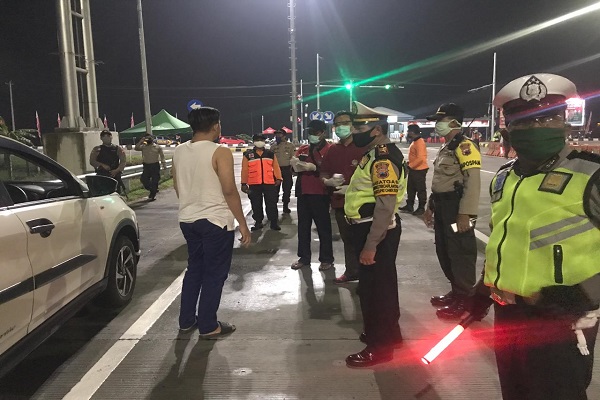 Larangan Mudik, 655 Kendaraan Dipaksa Putar Balik dari Jateng