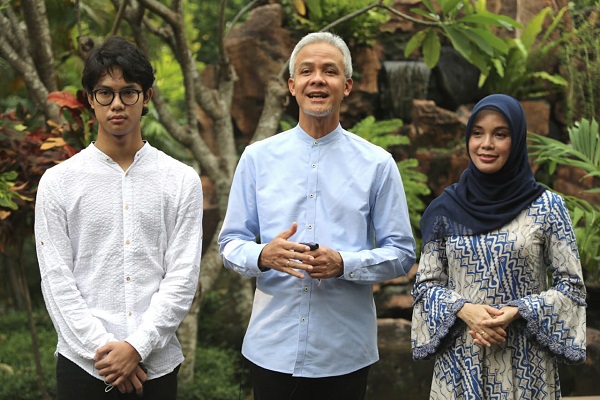 Gelar Salat Id di Rumah, Gubernur Jateng Halalbihalal Secara Virtual, Ini Cara Ikutan…