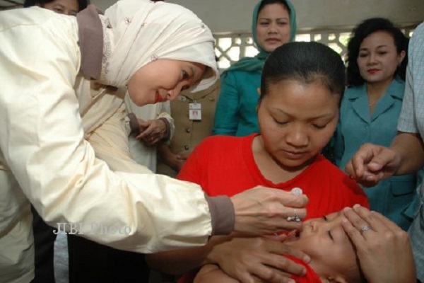 Sulit Imunisasi Anak, Sejumlah Ibu Mengadu ke Gubernur Jateng