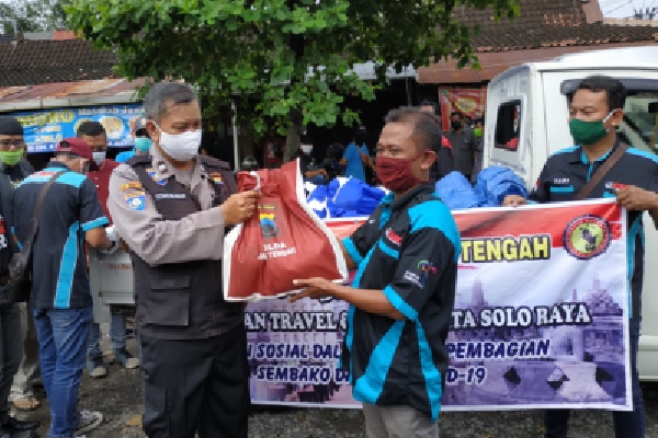 Hampir Empat Bulan, Pengemudi Travel di Solo Tak Punya Pendapatan