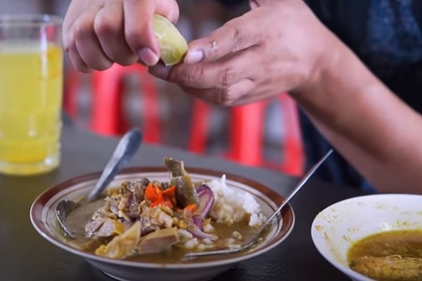 Sedapnya Gulai Kambing Bustaman Nan Legendaris di Semarang