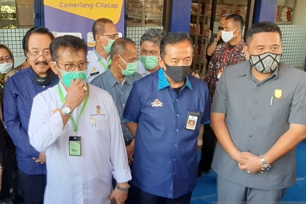 Kunjungi Demak, Mentan Sebut Kebutuhan Pupuk Subsidi Sudah Terpenuhi