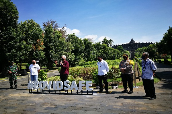 Candi Borobudur Terima Wisatawan Akhir Pekan Ini