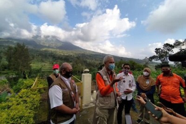 Gubernur Jateng: Waspada, Perut Merapi Bengkak!