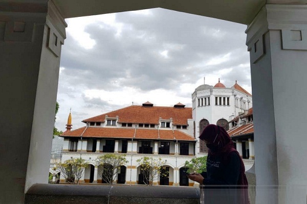 Simak! Ini Tarif Bikin Vlog di Lawang Sewu Semarang…