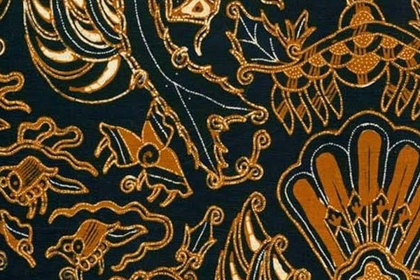 Batik Semen Gedhe Sawat Gurdha untuk Cucu Raja