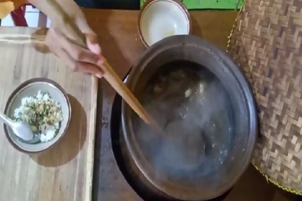 Nikmatnya Soto Daging Sapi di Blora Cuma Rp3.000