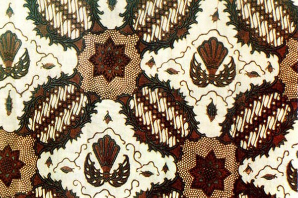 Gagahnya Batik Ceplok Kesatriyan…