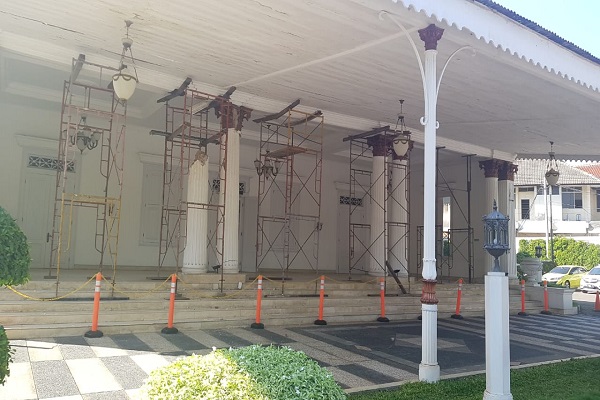 Bekas Istana Oei Tiong Ham Roboh, Ini Penjelasan OJK Jateng-DIY…