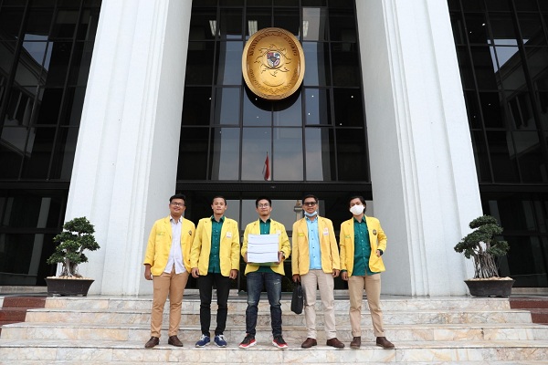 Persoalkan UKT, Mahasiswa Unnes Gugat Permendikbud ke MA