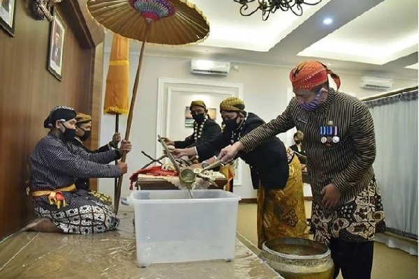 Kebumen Ritual Jamasan di Hari Jadinya Ke-391