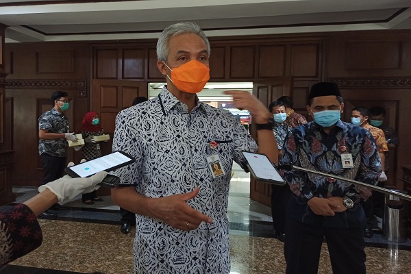 Gubernur Ganjar Bantah Pemerintah Kota Tegal Sembunyikan Data Covid-19