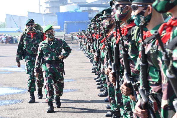 450 Prajurit Yonif Raider 400/BR Jaga Perbatasan RI di Papua