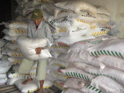 Mark Up Harga ke Petani, Izin Distributor Pupuk Bersubsidi di Cilacap Dicabut