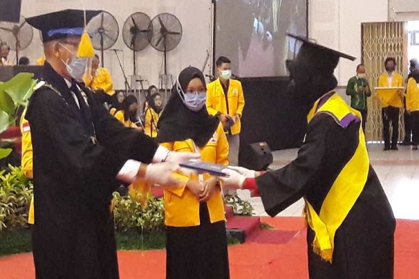 Untidar Magelang Gelar Wisuda Tatap Muka