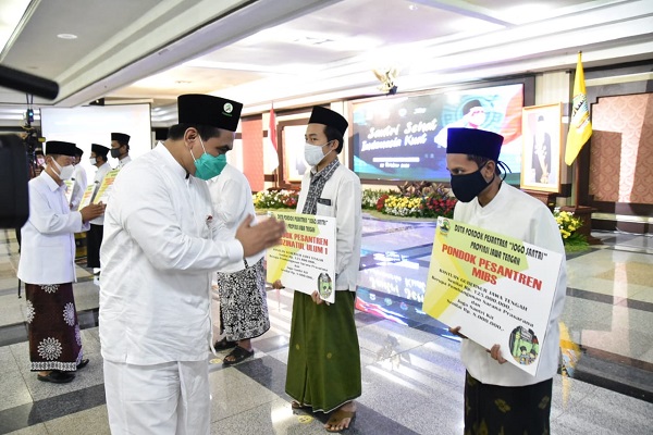 Disiplin Terapkan Jaga Santri, 15 Ponpes di Jateng Ini Digelontor Rp125 Juta