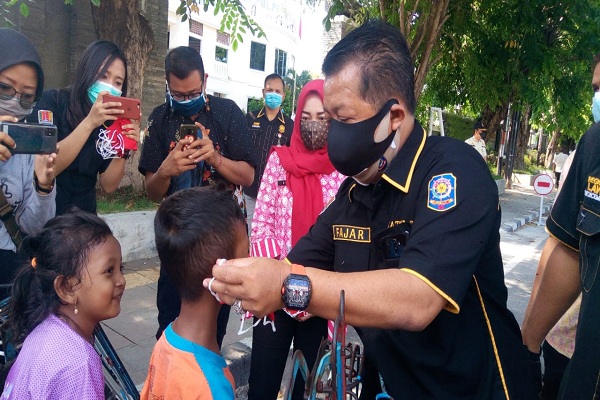 Asyik, Pakai Masker di Semarang Dapat Duit Rp50.000