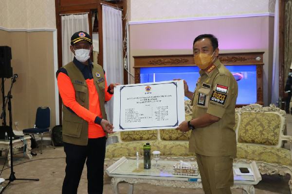 Doni Monardo Menduga Tertular Covid-19 Saat Makan Bersama