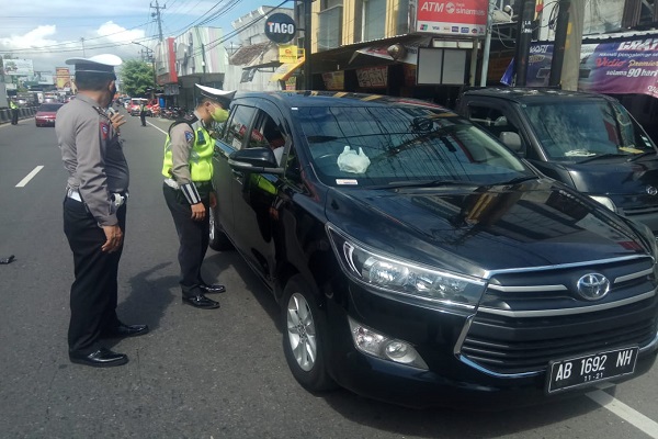 Reaktif Rapid Test Di Terminal Kartasura, Wanita Asal Pekalongan Diminta Putar Balik