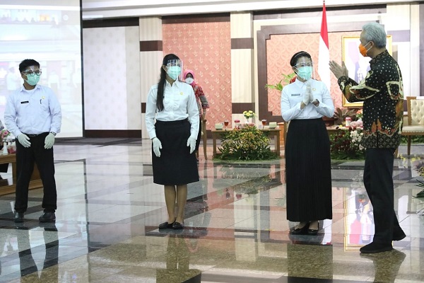 Terima SK Pengangkatan, 1.409 CPNS Pemprov Jateng Tanda Tangan Pakta Integritas