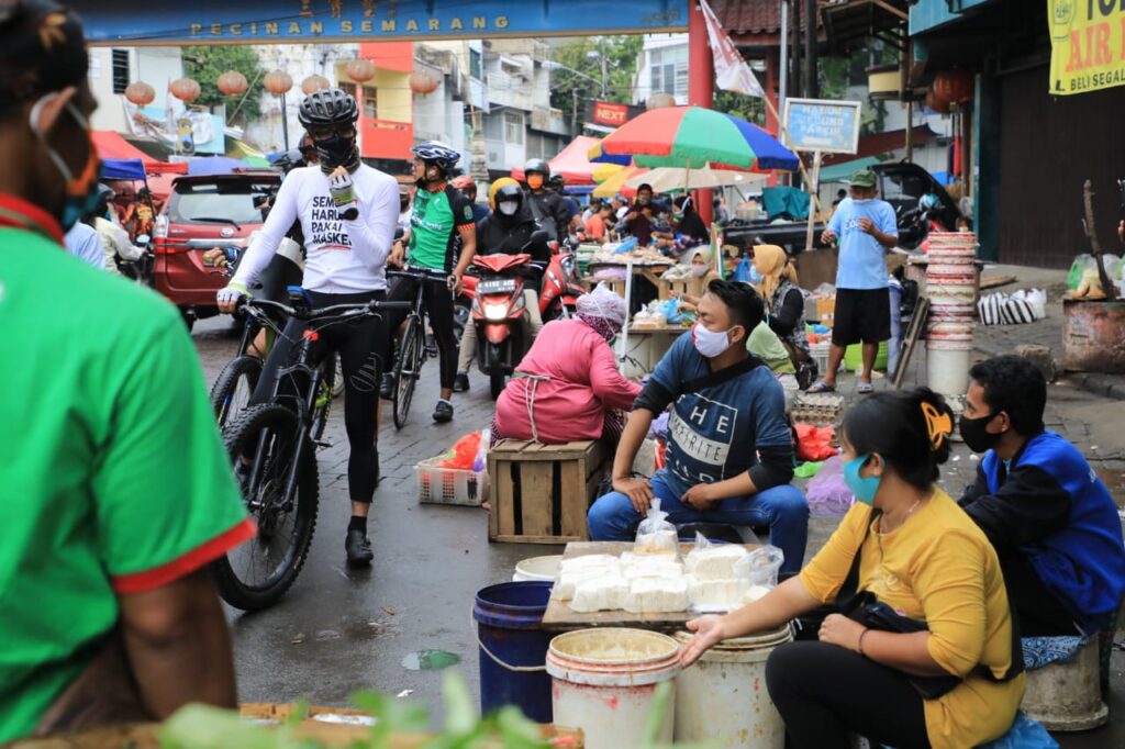 Hari Pertama PPKM, Masih Banyak Warga Semarang Keluar Rumah Tak Pakai Masker