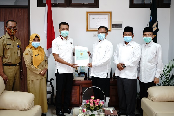 IAIN Salatiga Hibahkan  4,1 Hektar Lahan untuk Hutan Kota