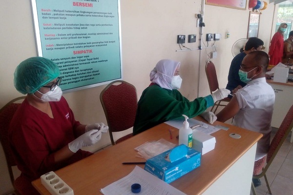 Vaksinasi Kedua Jateng Tertinggi Nasional