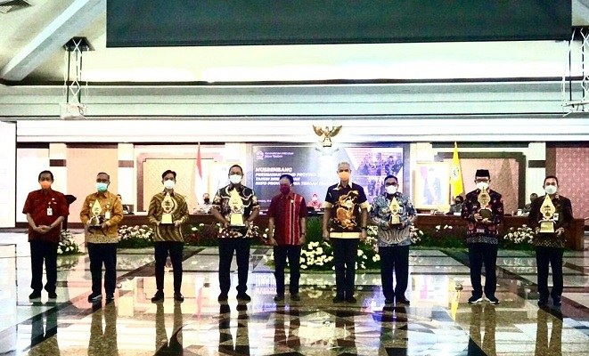 Kota Magelang Raih Predikat Terbaik III Penghargaan Pembangunan Daerah