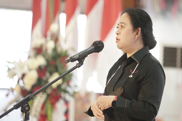 Puan Maharani Sebut Pemimpin Jangan Hanya Kerja di Medsos, Tapi di Lapangan