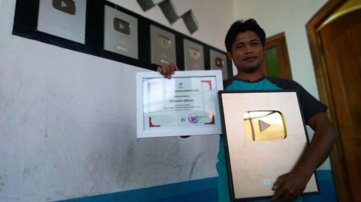 Siboen, Montir Bengkel Banyumas yang Tembus Gold Button Youtube